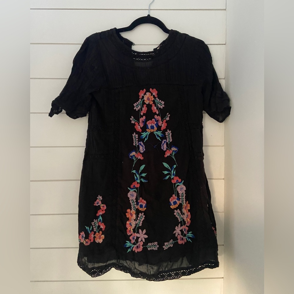 Floral embroidered dress